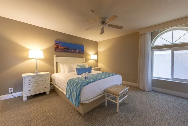 جناح بسرير كينج وسرير كوين بغرفتي نوم مع أريكة، Capistrano Surfside Inn 1/4