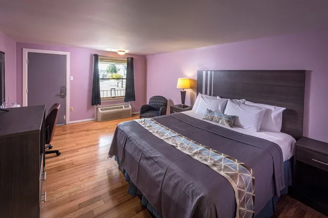 غرفة قياسية بسرير كينج، Sunrise Inn Hershey 1/4