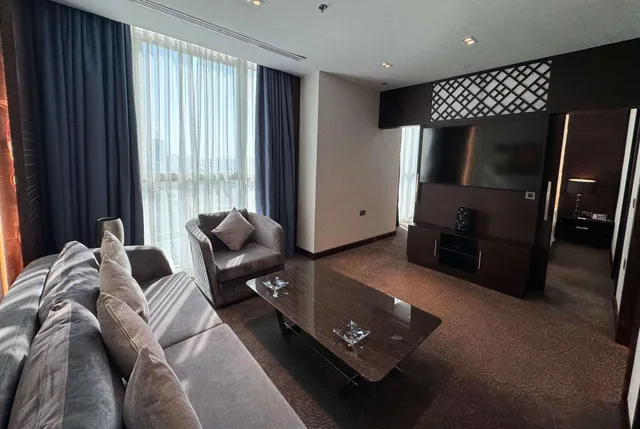 Diplomat, Suite, King Bed, Ramada Encore Hotel by Wyndham Doha 8/10