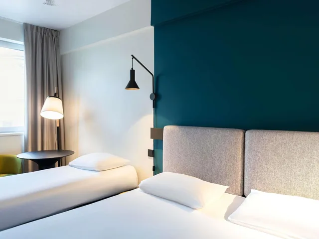 Renovated, Superior, Multiple Beds، Ibis Praha Wenceslas Square Hotel 3/5