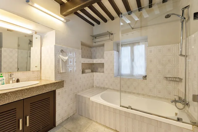 Heritage, Apartment, 1 Queen and 1 Single Bed، Shaligram Hotel 5/6