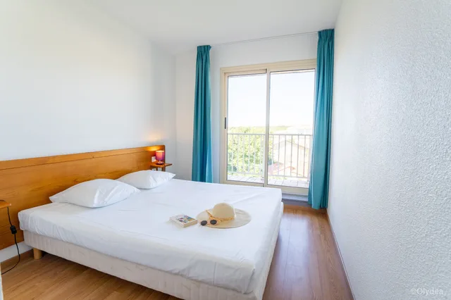 Apartment, Double Bed, Sofa, OLYDEA Saint Pierre la mer Neptune 1/3