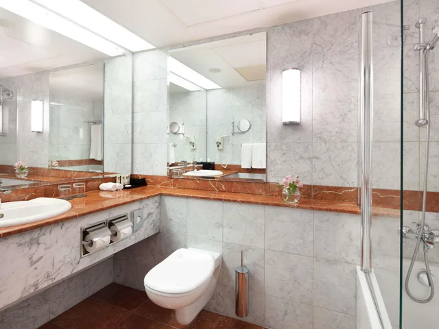 Prestige, Suite, King Bed, Square View، Sofitel Victoria Warsaw 6/10