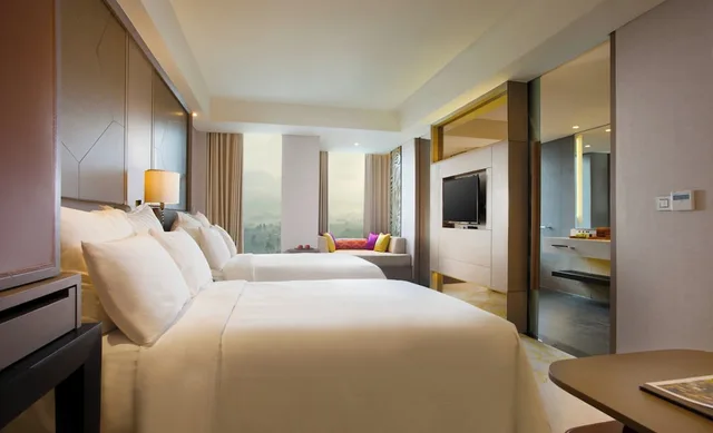 غرفة بريميوم بسريرين منفصلين في طابق مرتفع، INTERCONTINENTAL BANDUNG DAGO PAKAR 1/8