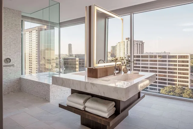 Regency, Executive, Suite, King Bed, Hyatt Regency Houston/Galleria 4/4
