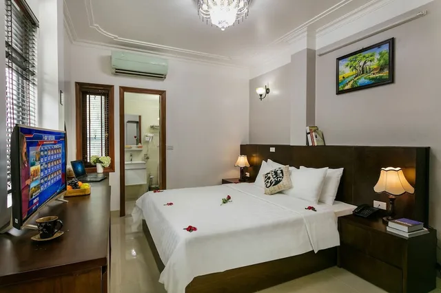 غرفة سوبيريور بسرير كوين، Hanoi Stella Hotel 1/1