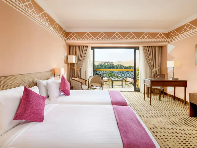 غرفة سوبيريور بسريرين منفصلين بإطلالة، Movenpick Aswan 1/10