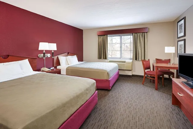 غرفة بسريرين كوين لذوي الإعاقة، Americinn By Wyndham Douglas/Saugatuck 3/7
