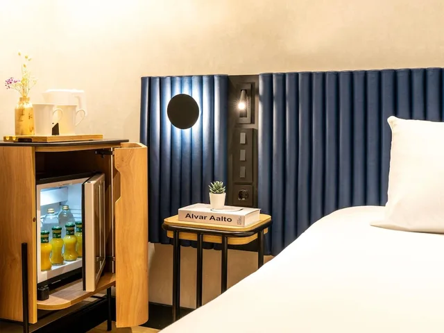 غرفة سوبيريور بسرير كوين مع أريكة، Pullman Madrid Airport and Feria Hotel 6/10