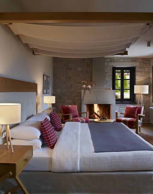 Honeymoon, Suite, King Bed, Outdoor Jetted Tub, Aristi Mountain Resort Hotel And Spa 3/4