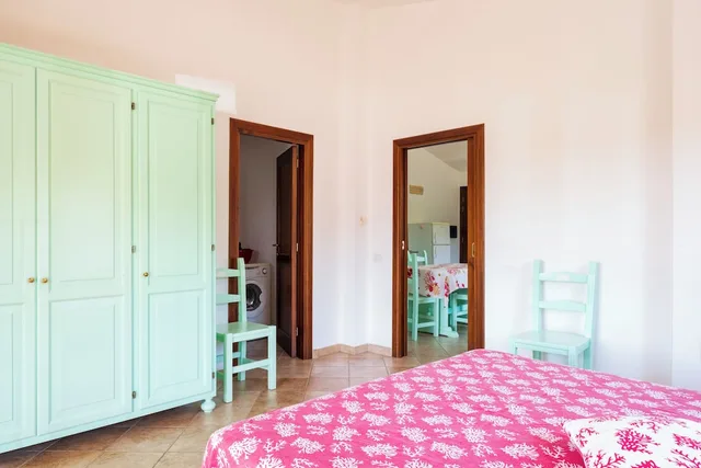 شقة بسرير مزدوج بإطلالة على البحر مع أريكة، Residence Baia Santa Reparata 5/10