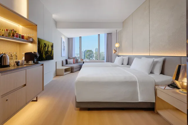 Royal, Rock, City View, Hard Rock Hotel Pattaya 7/10