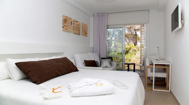 Room, Double Bed, Balcony, HOTEL CALA SAONA & SPA 1/1