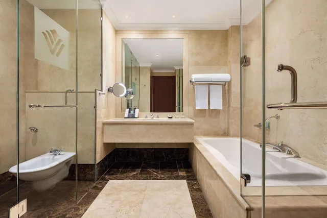 Royal, Pavilion, King Bed, Grand Regency Doha Trademark Collection by Wyndham 3/3