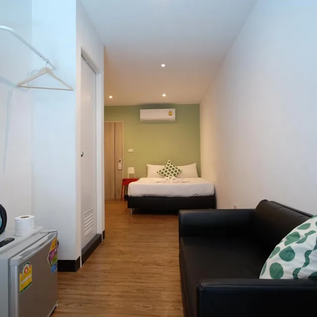 غرفة مفردة بإطلالة على المسبح، Resort V Mrt Huai Kwang 2/5