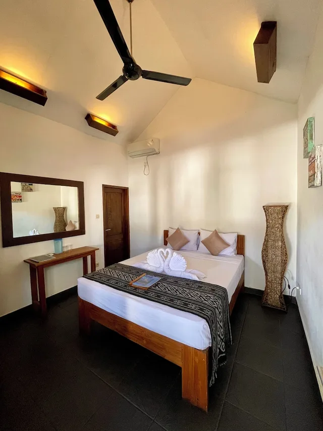Standard, Queen Bed, OCEANS 5 DIVE RESORT 3/4