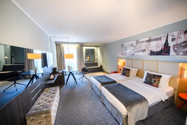 غرفة سوبيريور بسرير فردي، Holiday Inn Luebeck 1/7