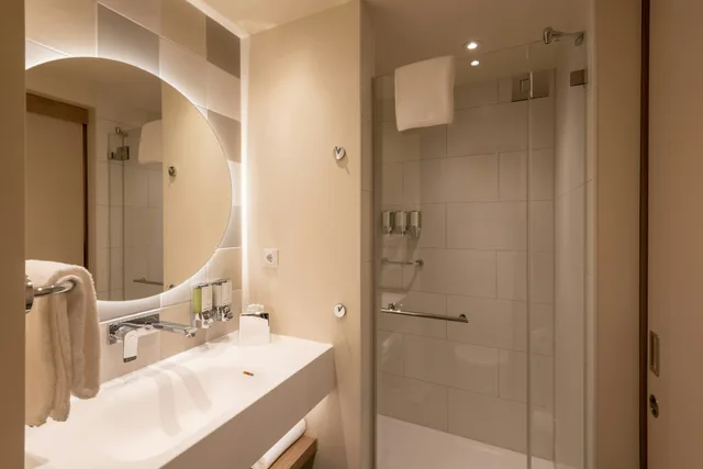 غرفة بسرير كينج، Hampton by Hilton Munich North 3/3