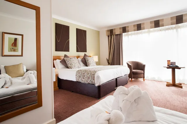 Family, Double Bed, Sofa, The Abbey Hotel Golf & Spa 2/2