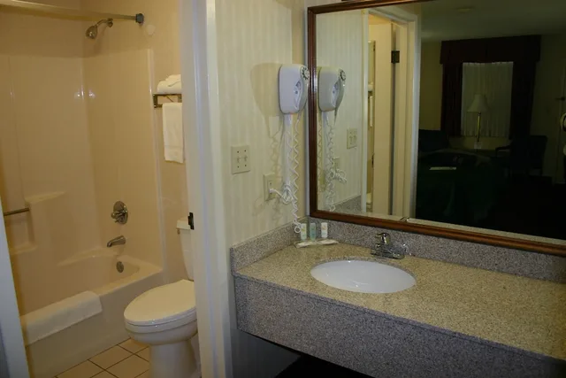 غرفة قياسية بسرير كينج، Quality Inn Gettysburg Motor 8/9
