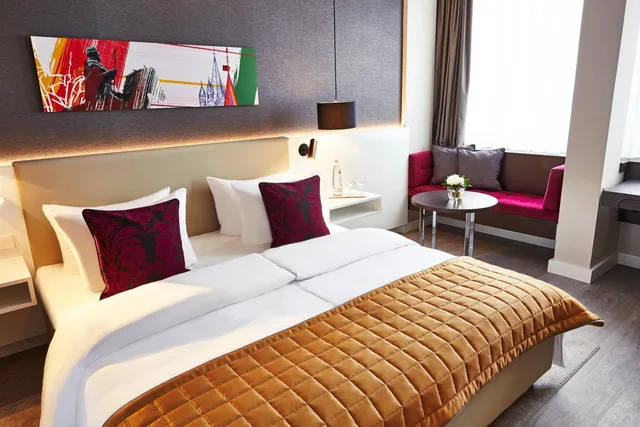 غرفة بزنس بسرير كينج، Steigenberger Hotel Koln 2/5