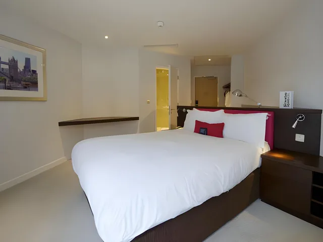 Standard, Bermondsey Square Hotel 1/1
