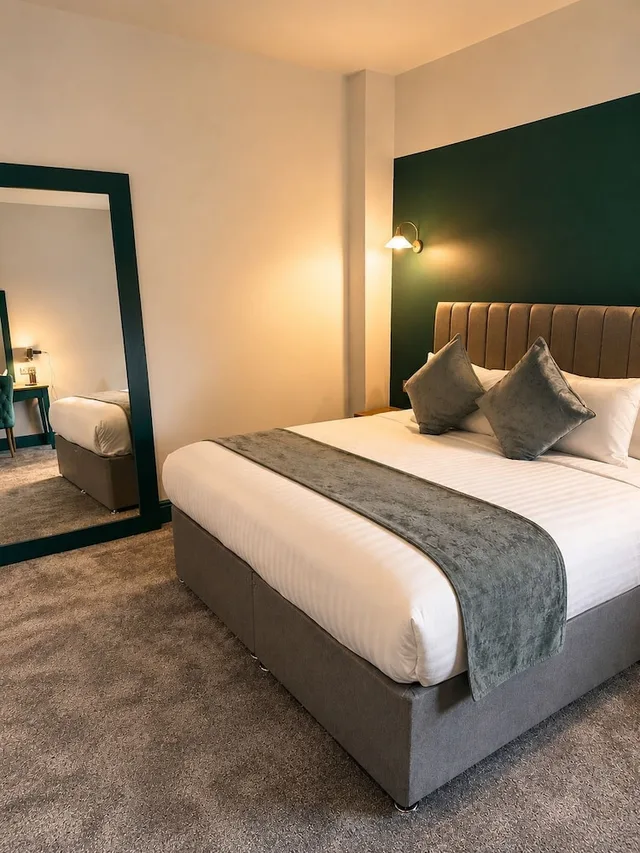 جناح جونيور بسرير كينج، The Regency Hotel Solihull Formely Corus Solihull Hotel 1/5