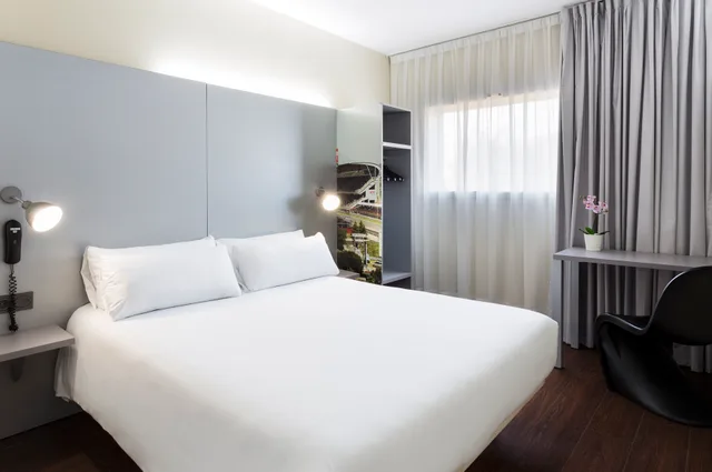 غرفة قياسية مفردة بسرير مزدوج، B&B HOTEL Barcelona Granollers 1/2