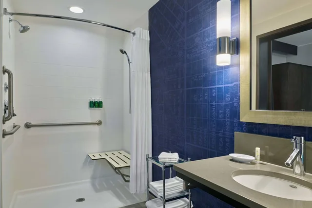 Suite, 2 Queen Beds, Accessible, SpringHill Suites by Marriott Denver Downtown 2/4