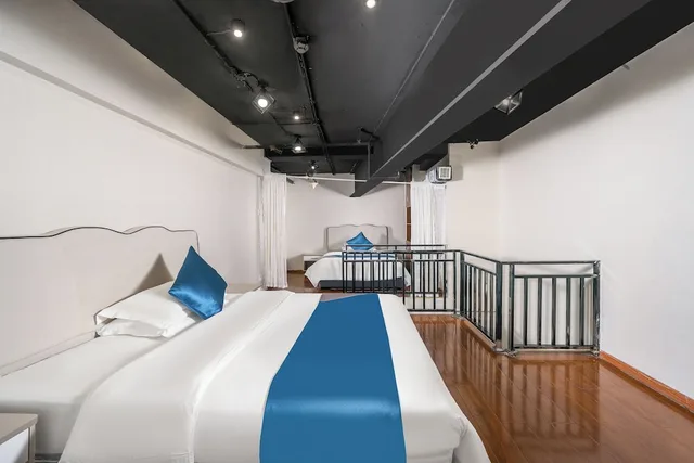 دوبلكس ديلوكس بسرير كوين وسريرين مزدوجين، Yoyo International Apartment 1/10