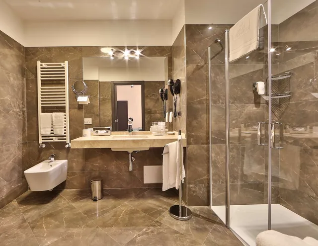 غرفة ديلوكس بسرير كوين، Best Western Plus Hotel Genova 9/9