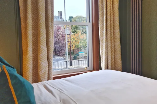 Superior, Double Bed, River View, The Alyth Hotel 2/3