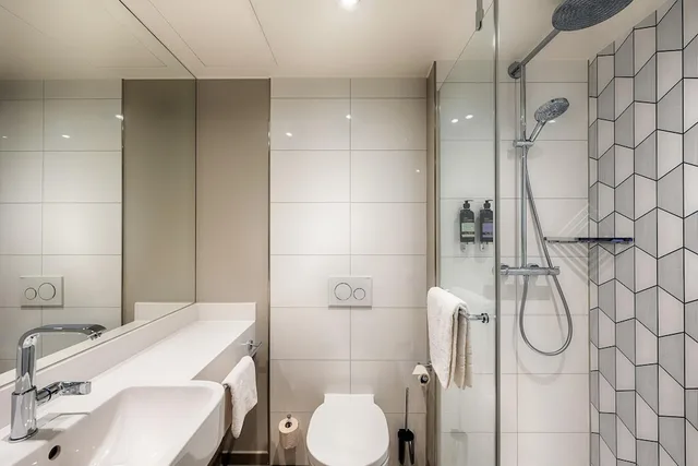 غرفة سوبيريور بسرير مزدوج، Premier Inn Stuttgart Bad Cannstatt Hotel 2/3