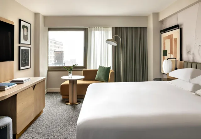 Essential, King Bed, Bathtub, Accessible، Hotel Kimpton Hotel Theta 4/10