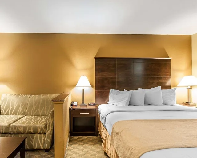 غرفة قياسية بسريرين كوين، Quality Inn & Suites Bremen, GA 5/5