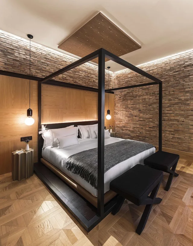 جناح بسرير كينج، Monument Hotel 1/2
