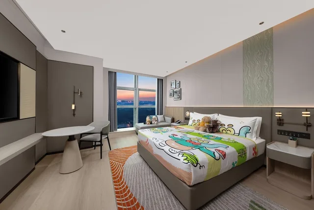 Kids Theme, Premium, 1 King and 1 Single Beds، Holiday Inn Rizhao Seaview by IHG 1/5