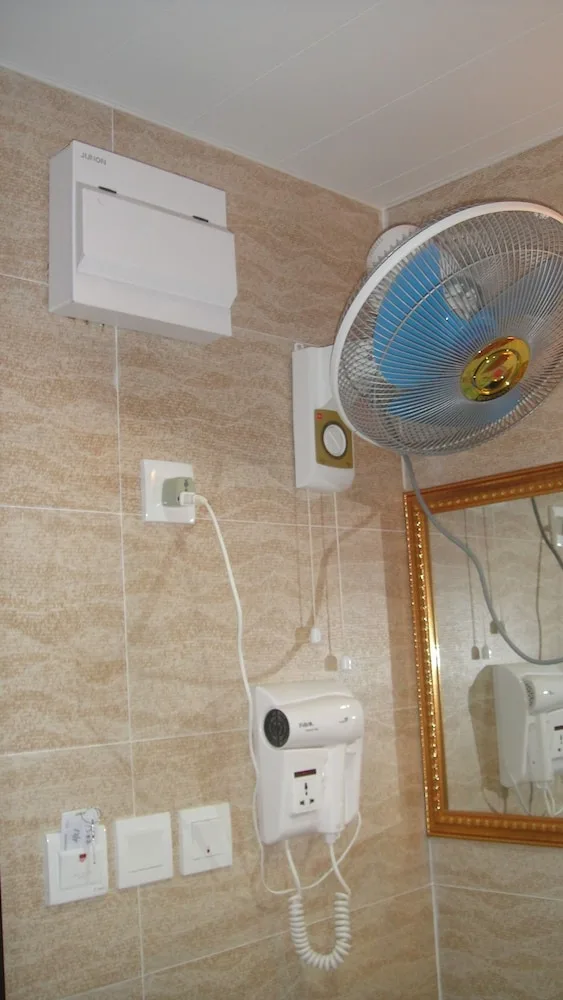 غرفة قياسية مفردة بسرير فردي، Philippine Hostel 2/2