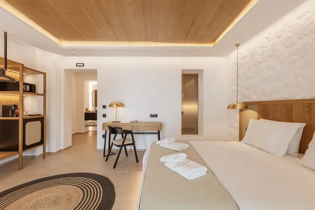 جناح استوديو بسرير كينج بإطلالة على البحر بمسبح خاص، Calma Suites Mykonos 3/3