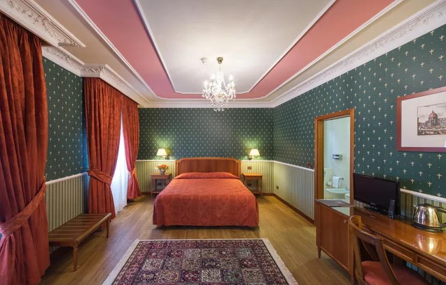 Junior Suite, Strozzi Palace Hotel 10/10