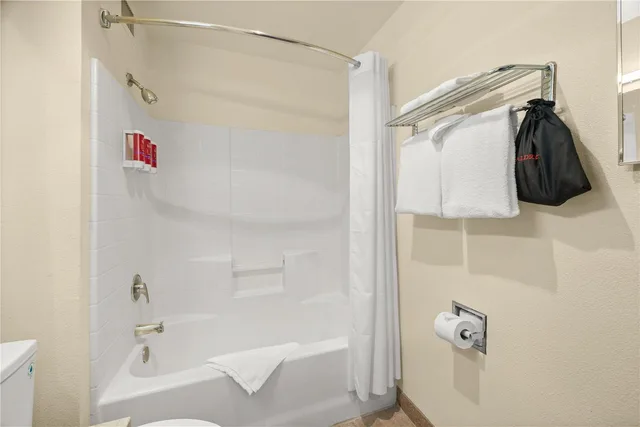 جناح بسرير كينج مع أريكة بمطبخ، Surestay Plus Hotel By Best Western Rocklin 5/7