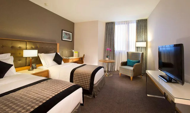 غرفة كلاسيكية بسريرين منفصلين، DoubleTree by Hilton Luxembourg 1/10