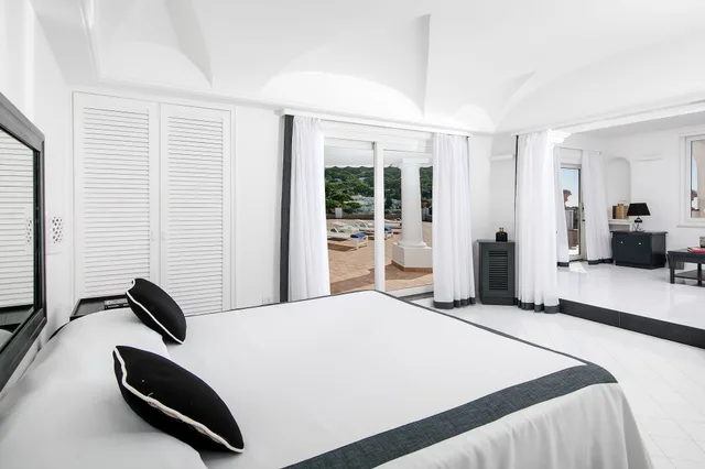 جناح سوبيريور بسريرين كينج بإطلالة على البحر بغرفتي نوم، Hotel Mamela 1/10