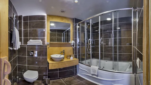 غرفة ديلوكس رباعية، Hotel Next2 10/10