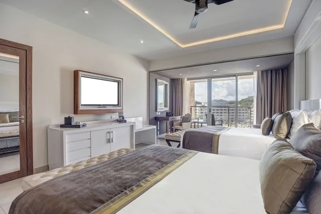 جناح جونيور فاخر بسريرين كوين مع أريكة، Royalton Saint Lucia An Autograph Collection All Inclusive Resort 7/10