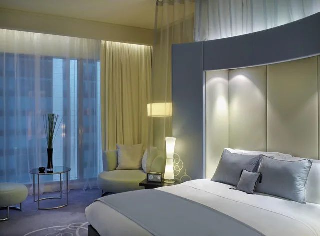 Deluxe, King Bed, Bay View، W Doha 2/10
