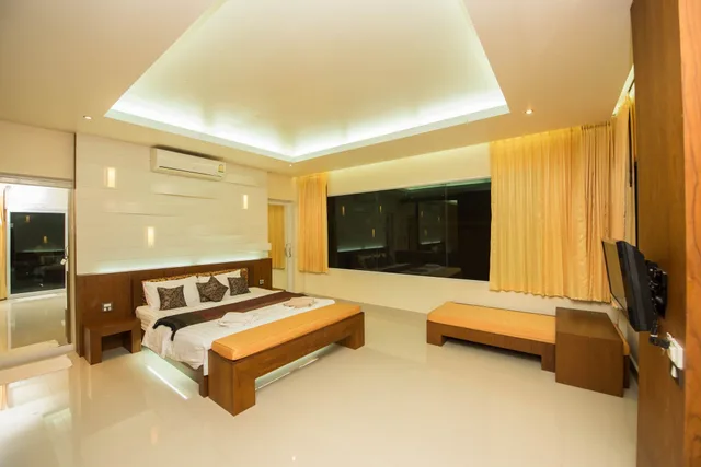 غرفة غراند بسرير كينج بإطلالة على الحديقة، Mountain Resort Koh Lipe 1/5