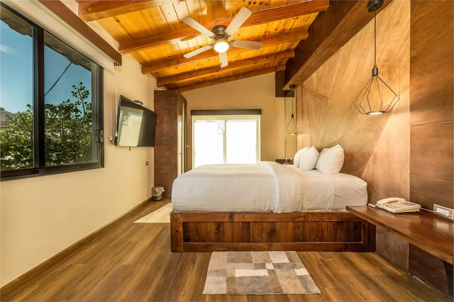 غرفة كلاسيكية بسرير كينج بشرفة، Bottega Hotel Boutique 4/4