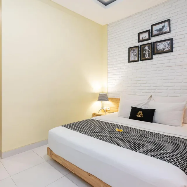1 Bedroom, Villa, King Bed, Plunge Pool، Paisa Seminyak Living 9/10