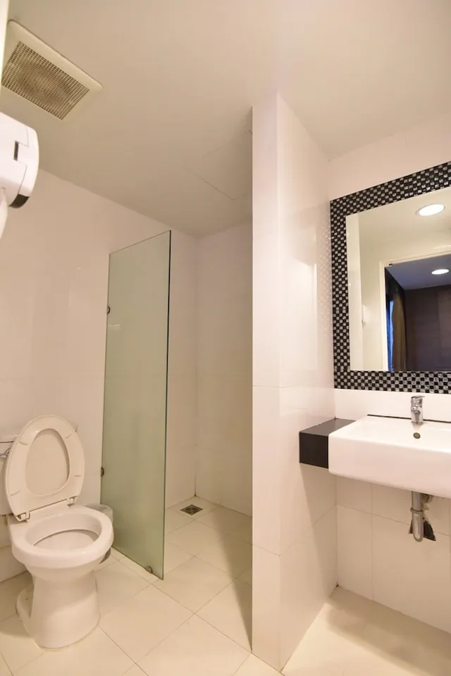 غرفة قياسية ثلاثية بثلاثة أسرّة، Leevana Hotel Hat Yai 4/5